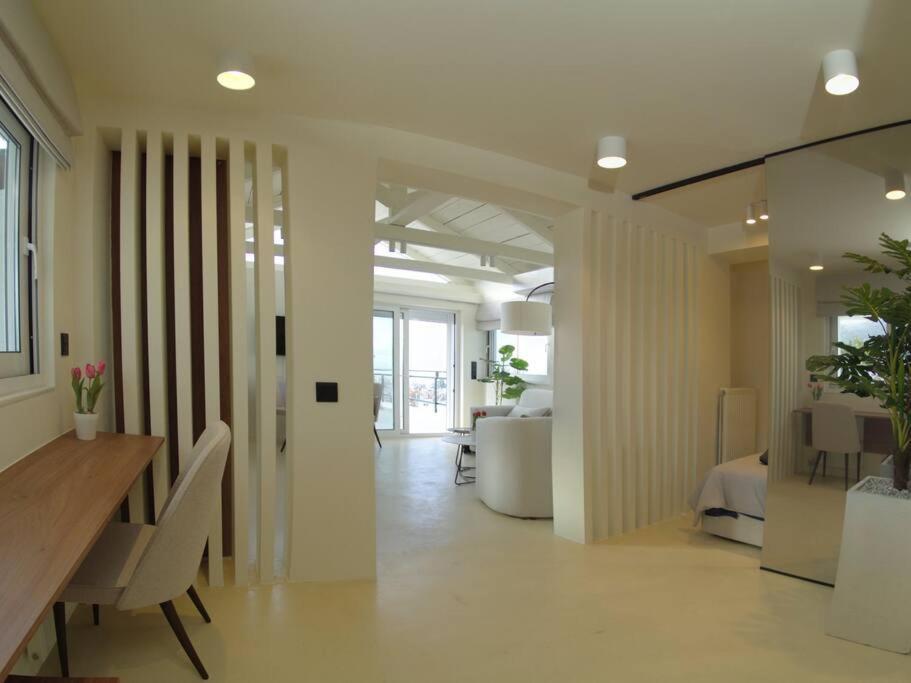 Ferienwohnung Luxury Penthouse W/ Sea View Athen Exterior foto
